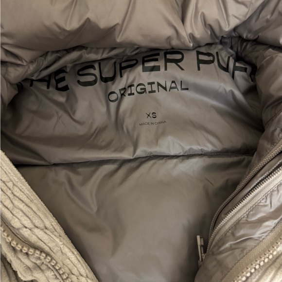 Aritzia Super Puff - Lavender - Picture 4 of 6